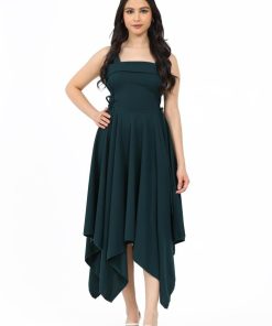 تريجر آيلاند - فستان ناعم ميد كريب بدون أكمام