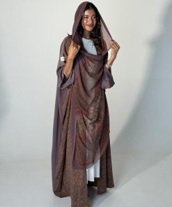 Alternative view of عزة المتميزة - عباية الحرير الموف٣