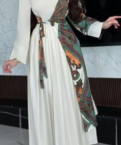 تريجر آيلاند - فستان لف مشجر بالجنب