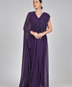 Alternative view of أوبرا فاشن - جلابية طويل لون موف من الشيفون بكتف واحد مع ريش