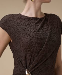 Alternative view of اكتان - فستان طويل بني بتفصيلية جانبية