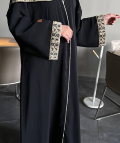 جواهر - عباية بشريط أصفر 010000