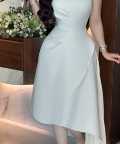 تريجر آيلاند - فستان قصير كت بكرستال