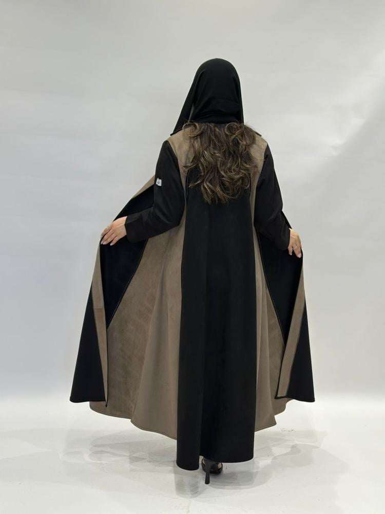 مارينا للعبايات - عباية نغم امام والخلف اسود - Image 3