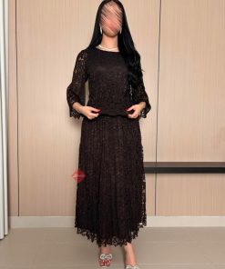 بينوش - فستان دانتيل بليسيه ناعم مع اكمام واسعة