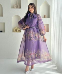 أوبرا فاشن - فستان قماش اورجانزا بفيونكه ومزين بالكتف بورود ثلاثية الابعاد وحزام