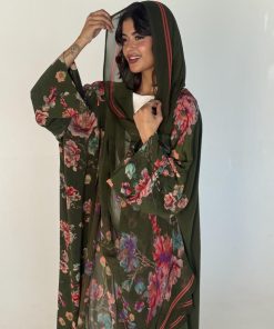 Alternative view of عزة المتميزة - عباية الحرير بالورود اخضر2