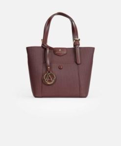 أوبرا فاشن - شنطة نسائية ماركة لورينا تعبر عن الأناقة بلون برغندي