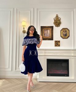 جولينا - فستان نيلي مخمل جوخ بتطريز فضي