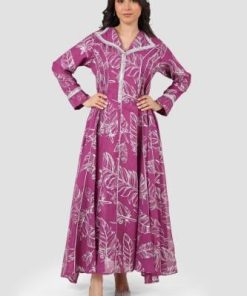 أوبرا فاشن - جلابية كويتية لون زهري مشجرة مزينة باكسسوار