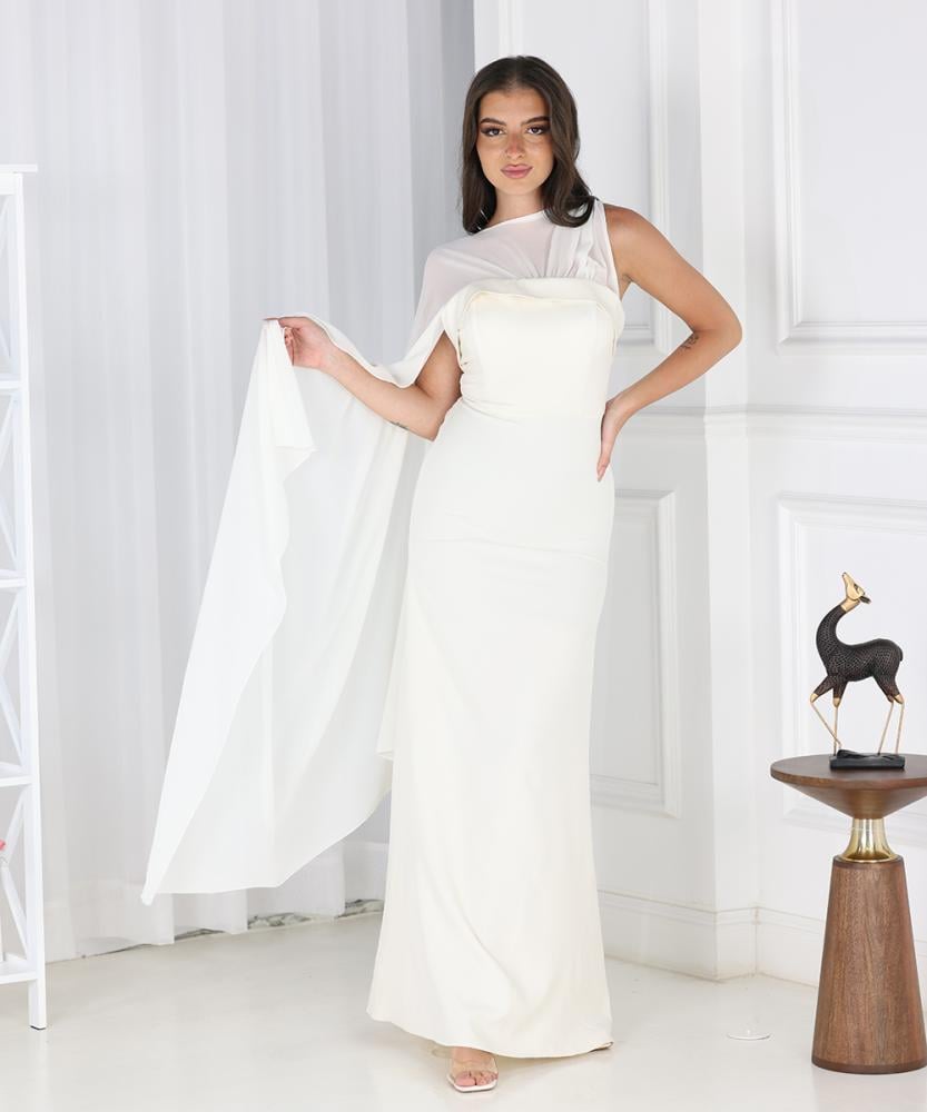 تريجر آيلاند - فستان على فينكة