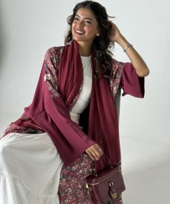 عزة المتميزة - عباية الحرير الفوشي