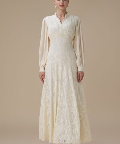 اكتان - فستان طويل بلون سكري بتفاصيل دانتيل