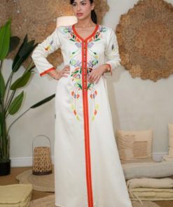 عزة المتميزة - قفطان مطرزة بالألوان