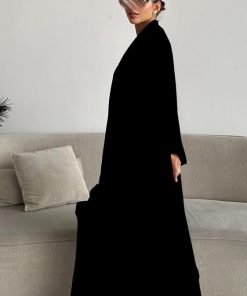دار امتنان - عباية سوداء صيفية ثلاث قطع بتصميم عصري من الحرير المغسول- 1385
