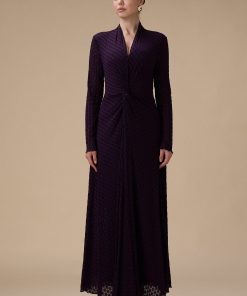 اكتان - فستان موف طويل بقصة ملتفة