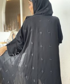 Alternative view of عزة المتميزة - عباية الورود السوداء كلوش