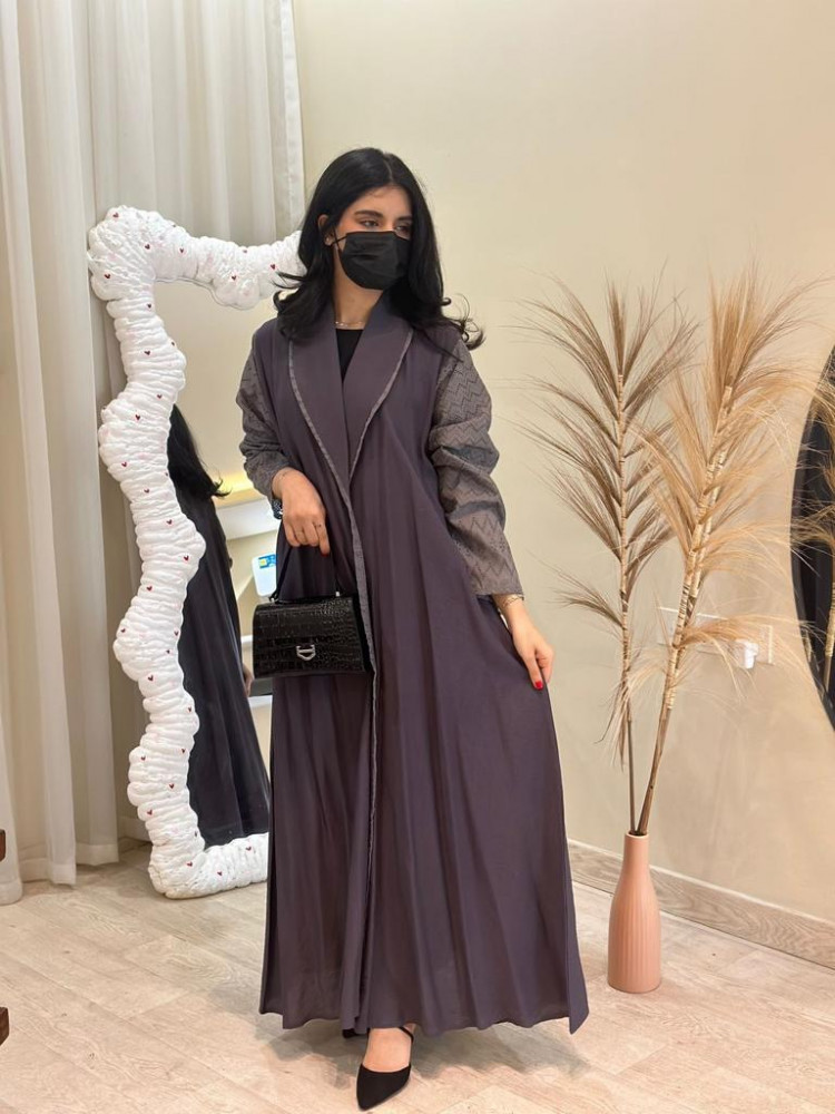 مارينا للعبايات - عباية كلوش لون رمادي - Image 3