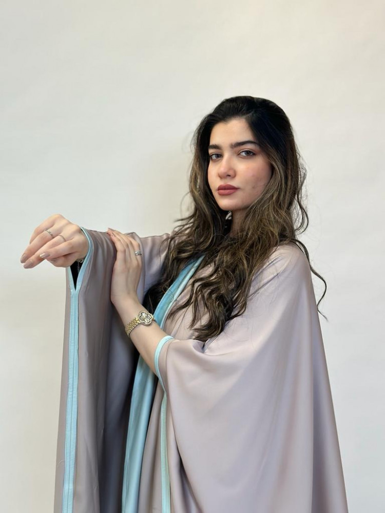 مارينا للعبايات - عباية بشت دبل فيس حرير - الصورة 4