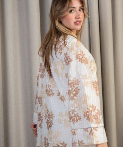 Alternative view of لورا فاشن - جلابية كريمية بنقشة زهرية بلون ترابي ولمسة أنيقة ناعمة