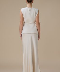 Alternative view of اكتان - فستان سكري من قطعتين بتطريز ثلاثي الأبعاد