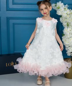 لورا فاشن - فستان بناتي أبيض ووردي مزخرف بالورود مع كشكش ناعم أسفل الفستان