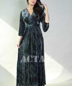 اكتان - فستان ماكسي مخملي بكسرات