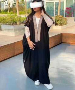 Alternative view of عزة المتميزة - عباية سودا بكم بيج