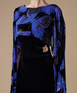 Alternative view of اكتان - فستان بنفسجي طويل بأكمام كاب