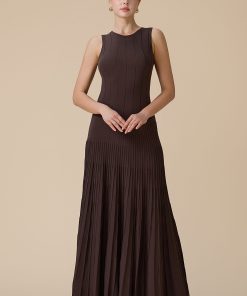 Alternative view of اكتان - فستان بني طويل محبوك