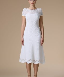 اكتان - فستان ابيض ميدي تريكو