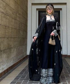 جولينا  - جلابية سوداء بتطريز قطعتين