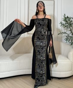 جولينا  - جلابية لون اسود 2