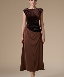 اكتان - فستان بني ماكسي مخمل