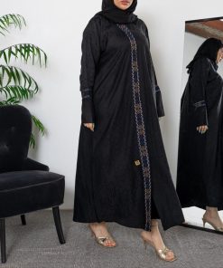 أمول - عباية كلاسيك بتطريز خفيف R1014