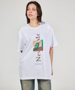 Alternative view of عرفة - تي شيرت كبير الحجم - نسائي