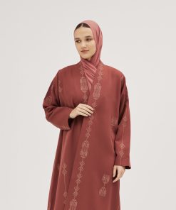 عبايات سوروزيه - عبايات كريب نص كلوش بتطريز نجدي - لون خربزي