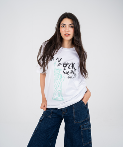 Alternative view of عرفة - تي شيرت نسائي كبير الحجم