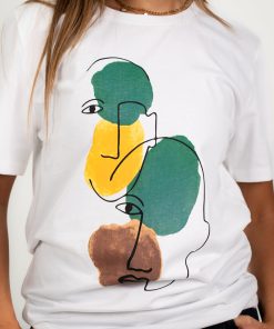 Alternative view of عرفة - تي شيرت نسائي كبير الحجم