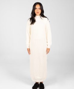 عرفة - فستان نسائي محبوك بياقة نصفية