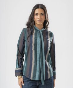 عرفة - بلوزة مشجرة