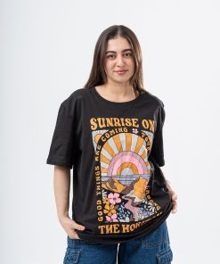 عرفة - تي شيرت نسائي كبير الحجم