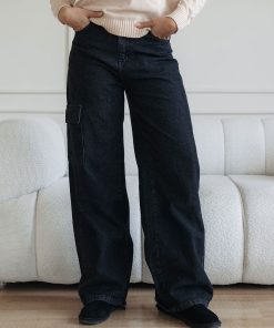 عرفة - بنطلون جينز نسائي واسع الساق مع جيب