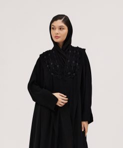 عبايات سوروزيه - عباية ملكي نص كلوش بتصميم لف مزينة بشك وقصاصات دائرية – أسود