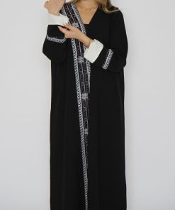 أمول - عباية سوداء بكلفة سدو 6029