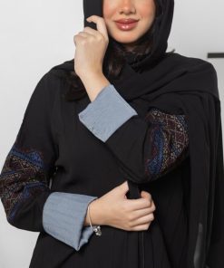 Alternative view of أمول - عباية سوداء سادةN1001