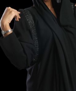 أمول - عباية سوداء بتصميم فخم ومميز 5043