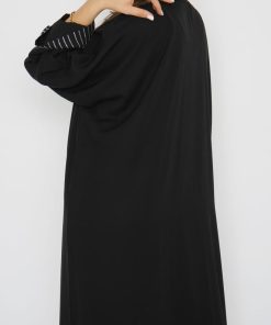 Alternative view of أمول - عباية سوداء تطريز كرستال فضي على الاكمام و جوانب العبايه 6015