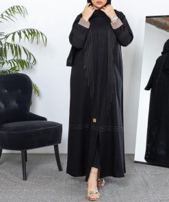 أمول - عباية سوداء سادة كلاسيكN1018