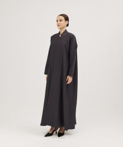 Alternative view of عبايات سوروزيه - عباية كريب كلوش بتصميم لف وياقة طولية سادة - فيراني